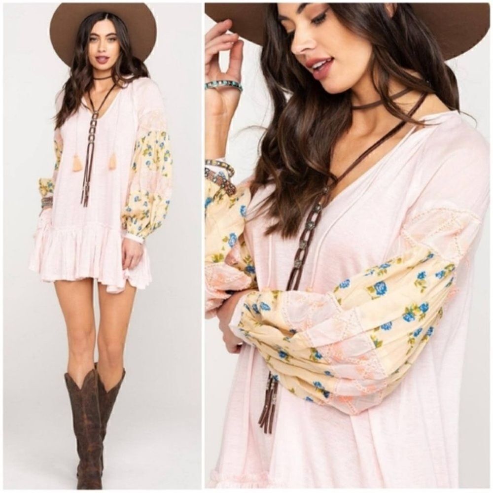 Free People Mix It Up Pink Floral Beaded Tunic Top. Size XS.